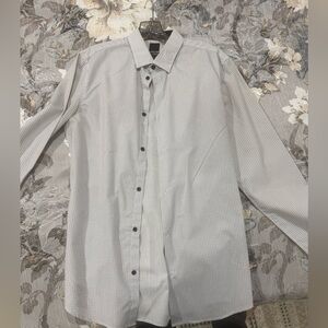 H&M Men's White Button-Down Shirt with Micro Dot Pattern